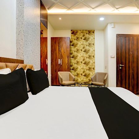 Hotel O Krishna Greens Канпур Экстерьер фото