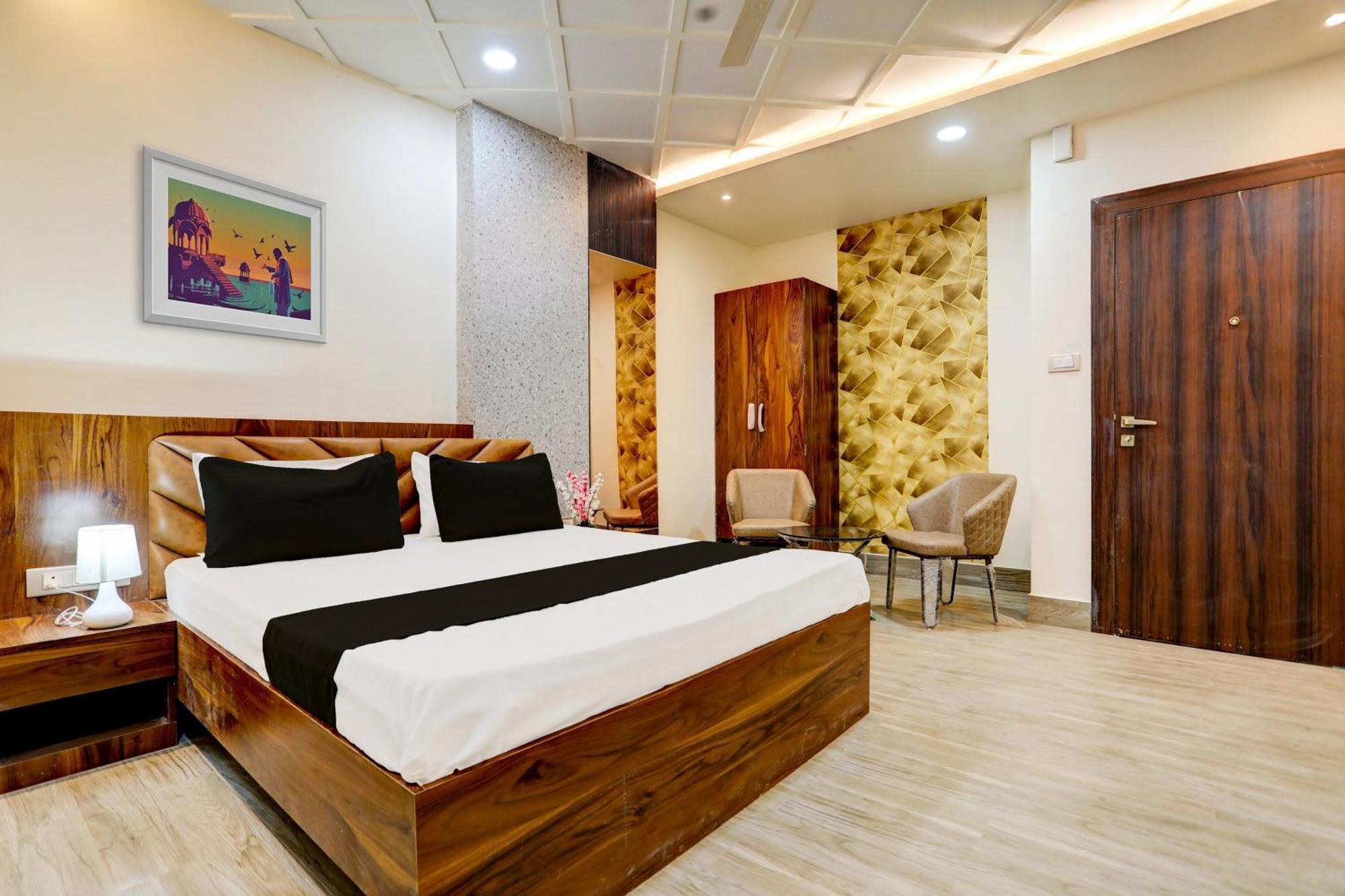 Hotel O Krishna Greens Канпур Экстерьер фото