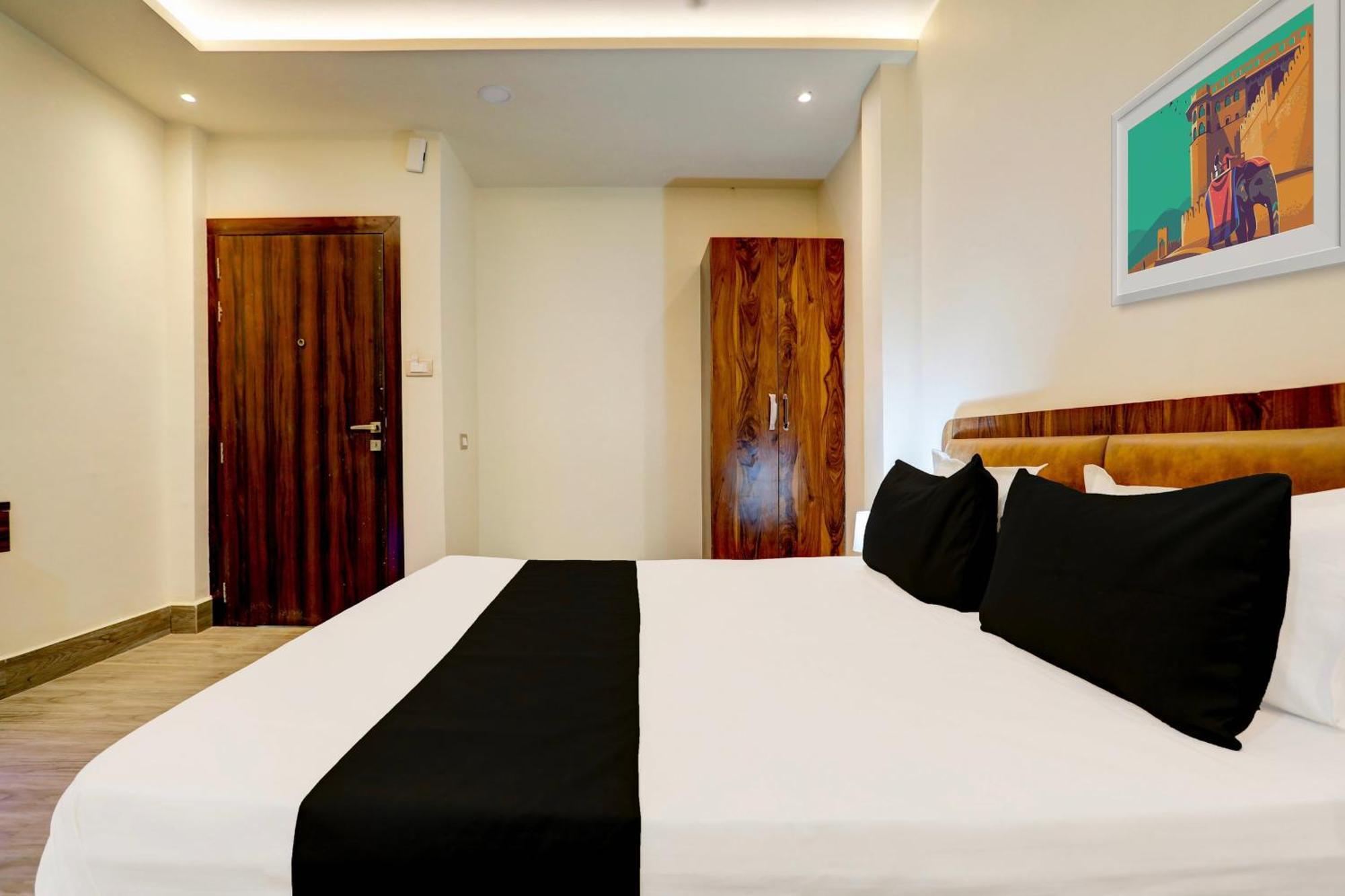 Hotel O Krishna Greens Канпур Экстерьер фото